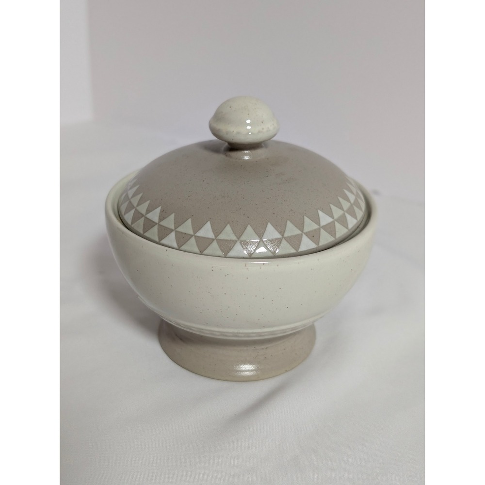 Mikasa Stone Craft Ventura Sugar Bowl with Lid‎ Tan Gray Geometric CF306